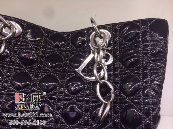 Dior包包翻新后
