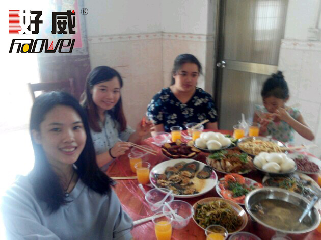 好威女同志方