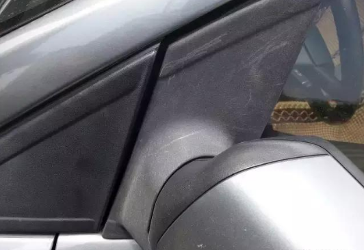 汽車內(nèi)飾翻新