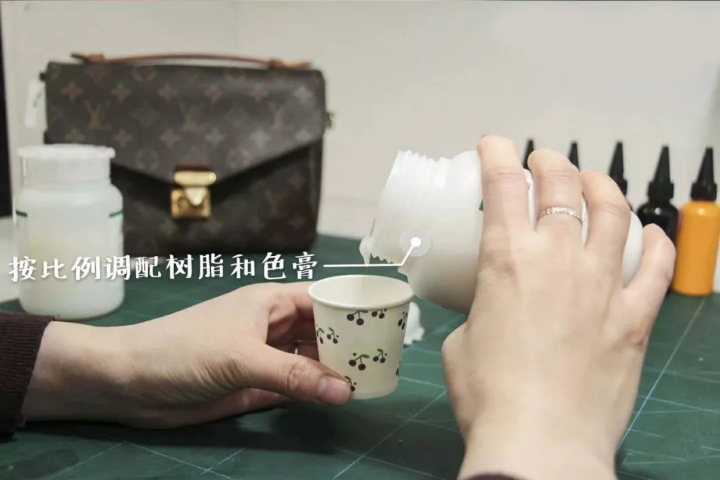 奢侈品皮邊翻新修復(fù)
