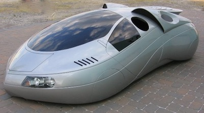 外星人汽車.png
