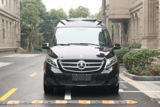 奔馳V260汽車改裝9.png