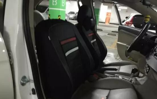 汽車內(nèi)飾翻新2.png