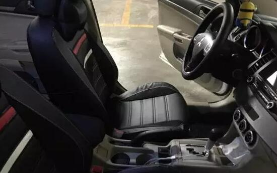 汽車內(nèi)飾翻新3.png