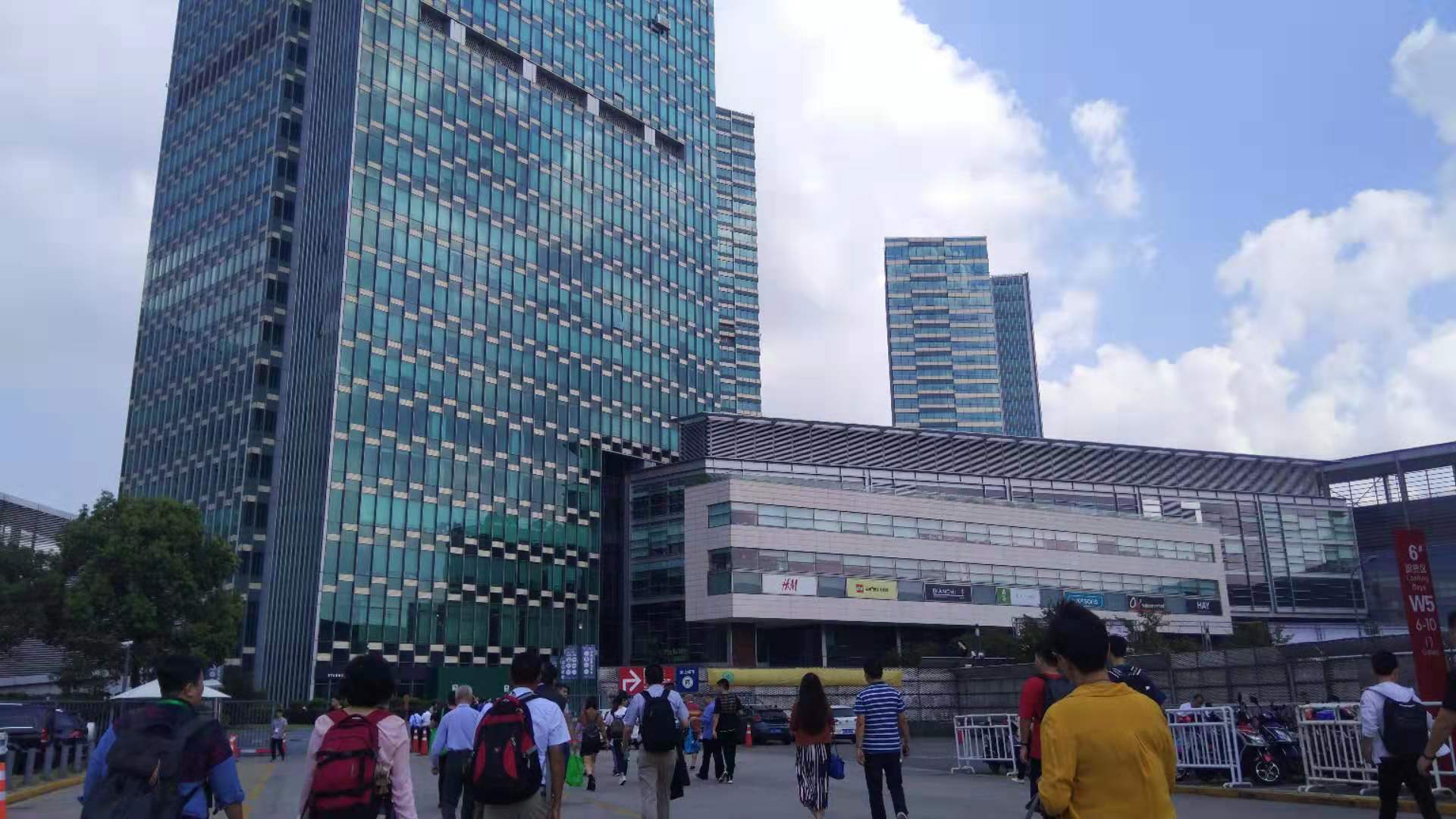 上海展會1.jpg