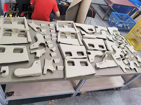 汽車內(nèi)飾塑料件 