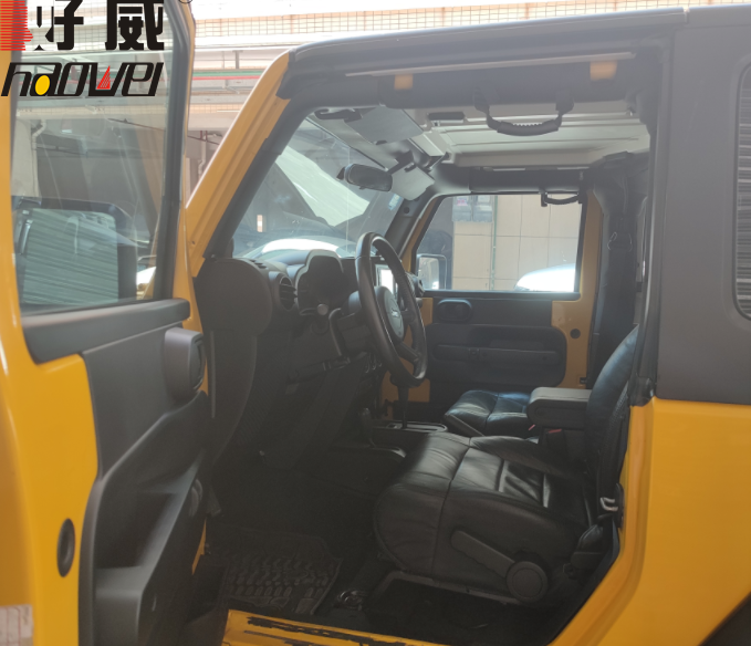 Jeep牧馬人汽車塑料件翻新噴漆用什么品牌汽車漆不掉色