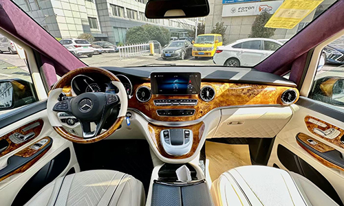 2022年奔馳威霆商務車內(nèi)飾升級改裝案例好威汽車改色